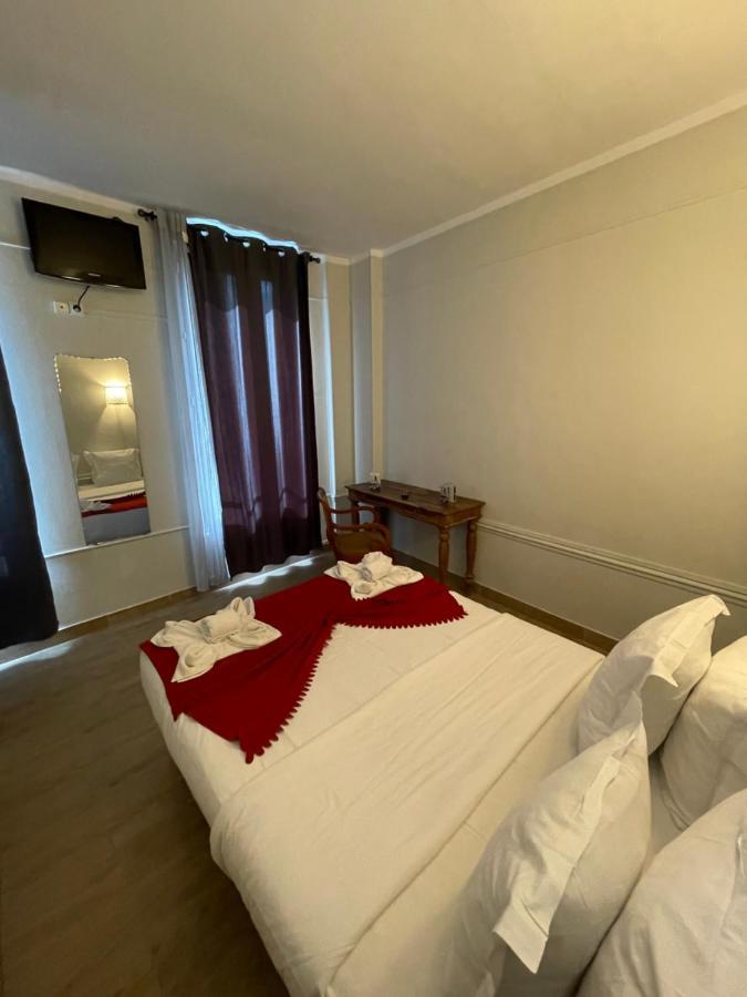 Hotel Central Сен-Дені Екстер'єр фото